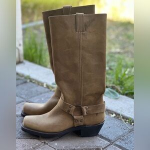 Frye 15R Harness boots knee high size 8.5 brand new